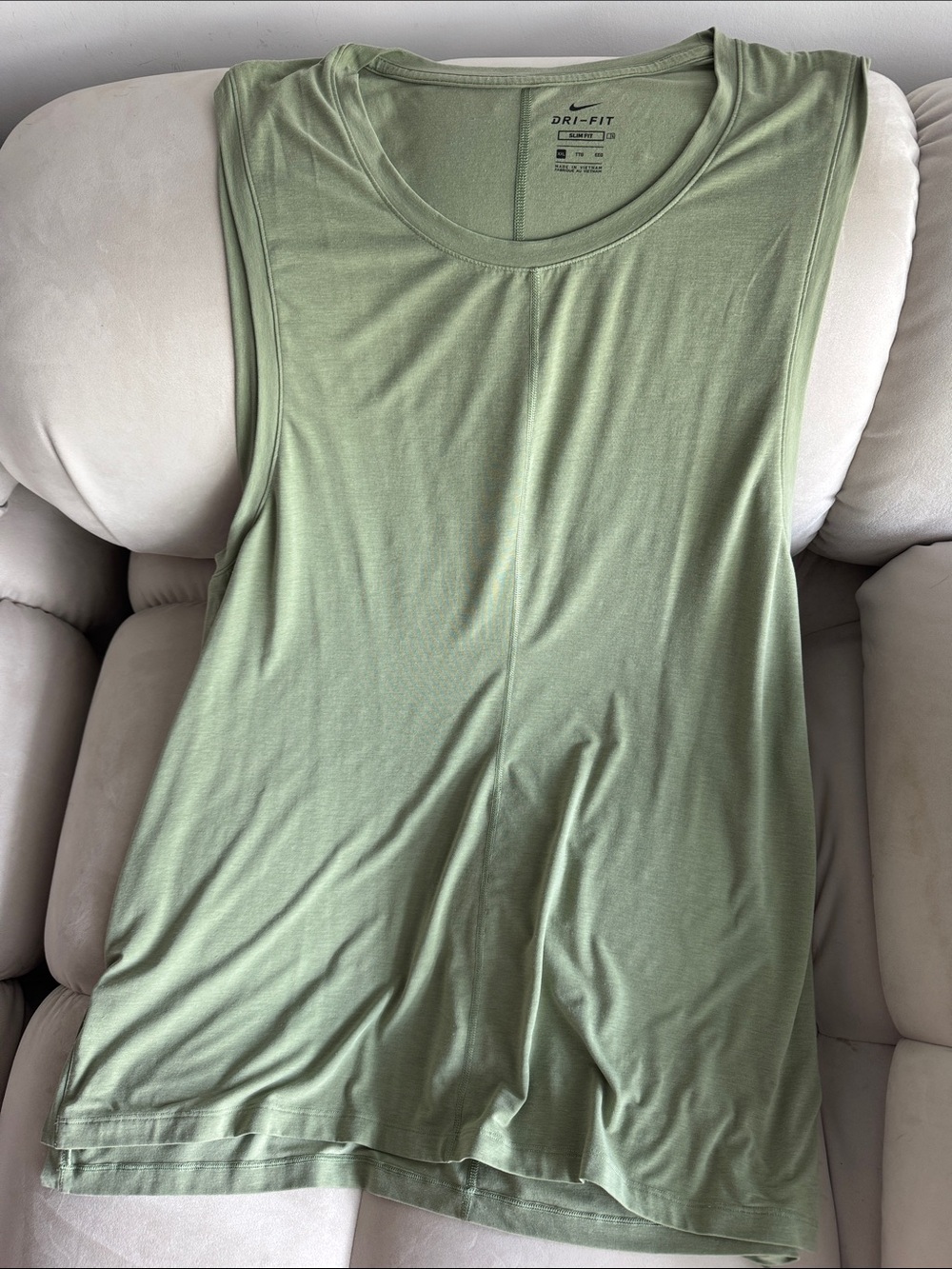 Nike Men's Dri-FIT Tank Top in Sage Green
